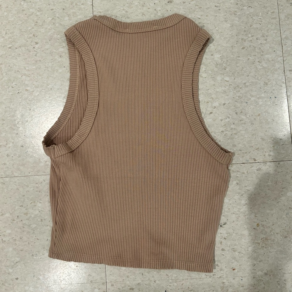 Basic Tan Tank - Picture 3 of 4